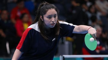 Florencia Pérez aseguró medalla para Chile en París 2024: disputará las semifinales del para tenis de mesa