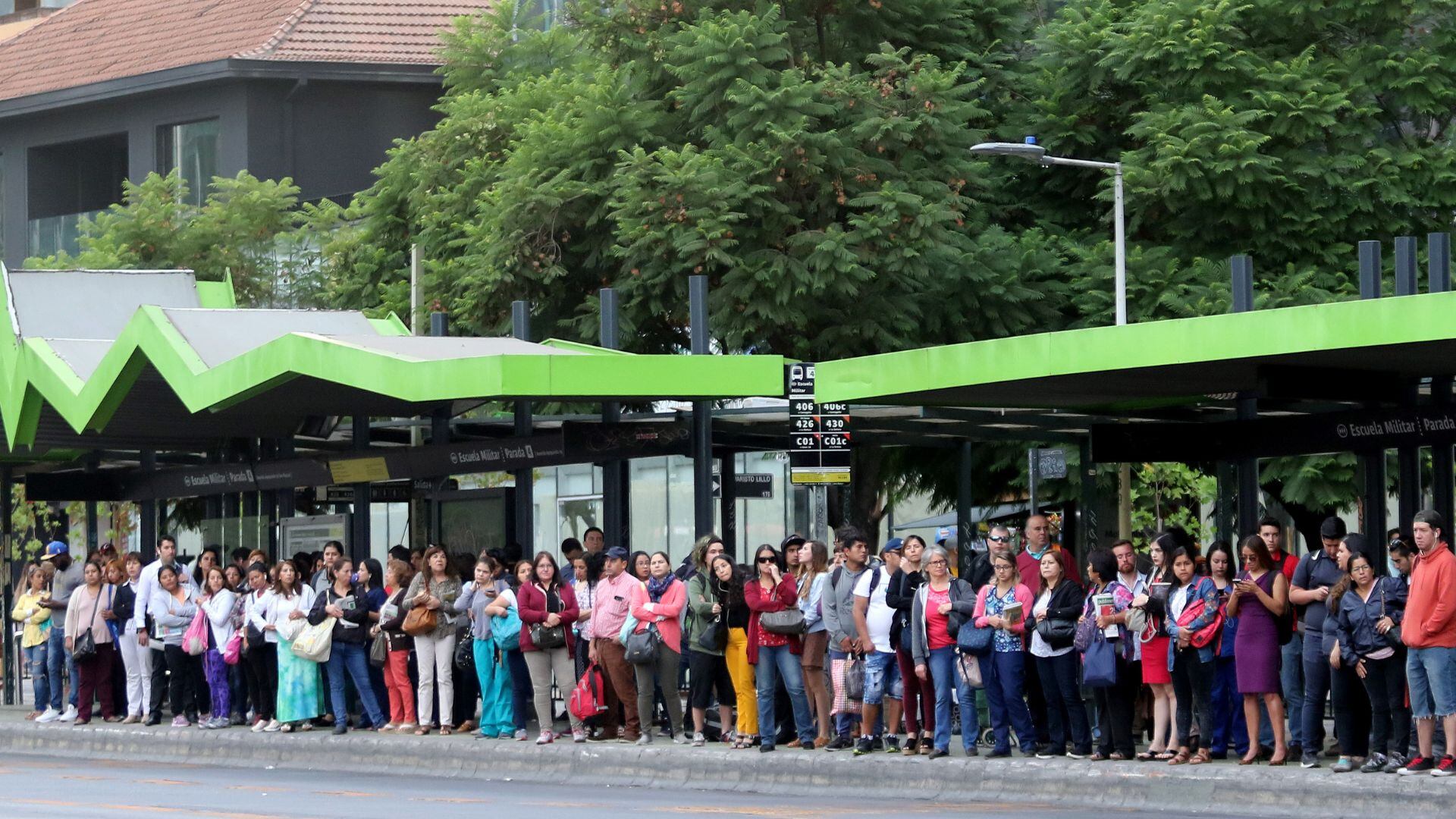 Ministerio de Transporte, Monsalve, 35% más de transporte público, Carabineros,