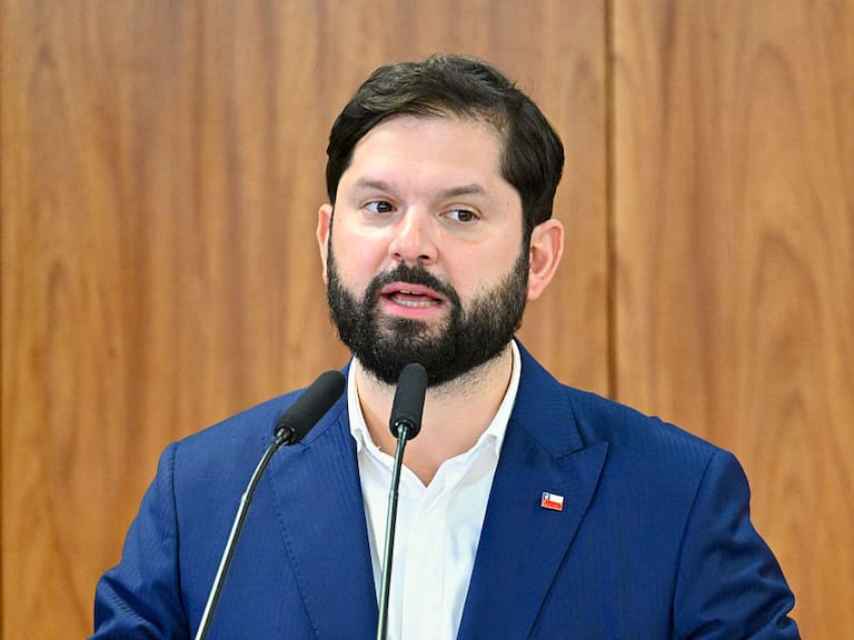 Presidente Boric defiende legado en salud y llama a avanzar en nuevas metas tras inaugurar hospital en Alto Hospicio