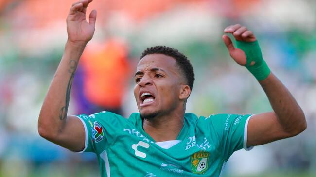 Abogado de Byron Castillo apunta contra Chile tras audio filtrado: "Ese país quiere entrar al Mundial por la puerta de atrás"