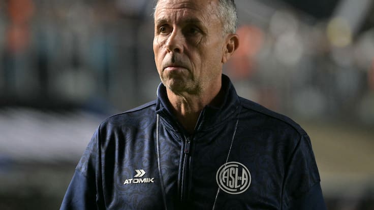 Gustavo Álvarez sacude el mercado: está cerca de dirigir a un club que juega la Copa Libertadores