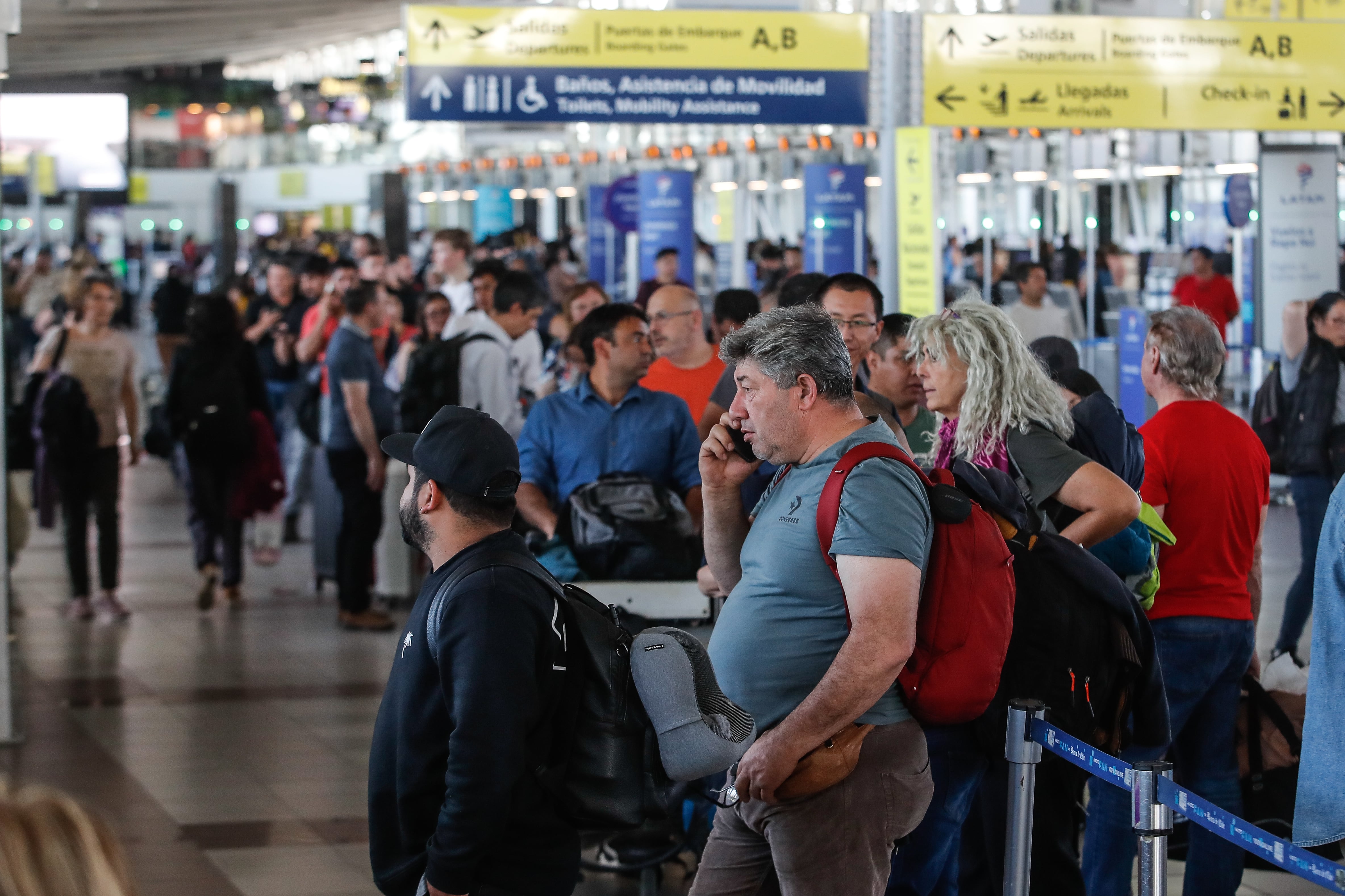 Asociación de Líneas Aéreas denuncia que “la crisis en el aeropuerto de Santiago sigue agravándose”