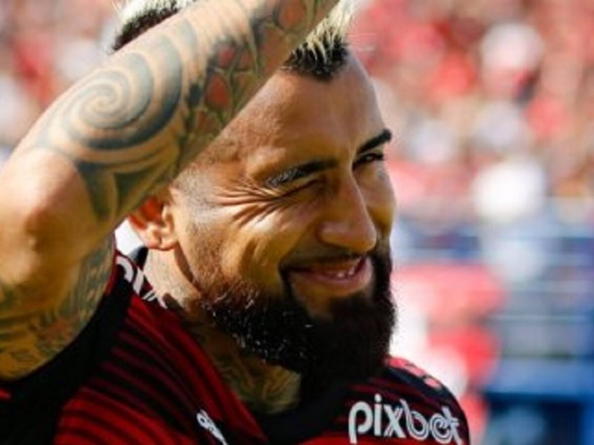 La gran ovación que recibió Arturo Vidal de los hinchas de Flamengo en su debut en el Maracaná