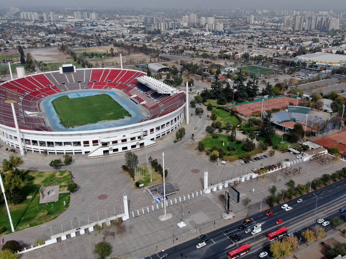 Jugadores de primera división analizan fecha tentativa de retorno al fútbol chileno