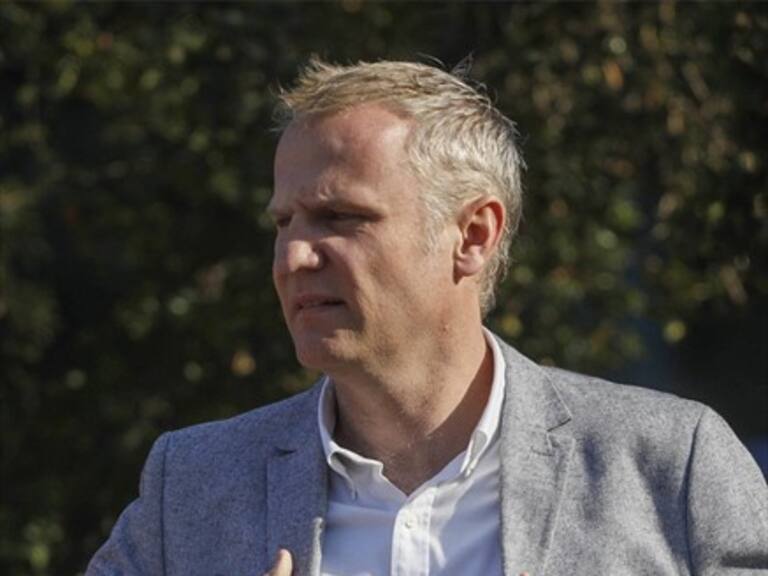 El mensaje de Felipe Kast que borró en Twitter y que tuvo que salir a explicar