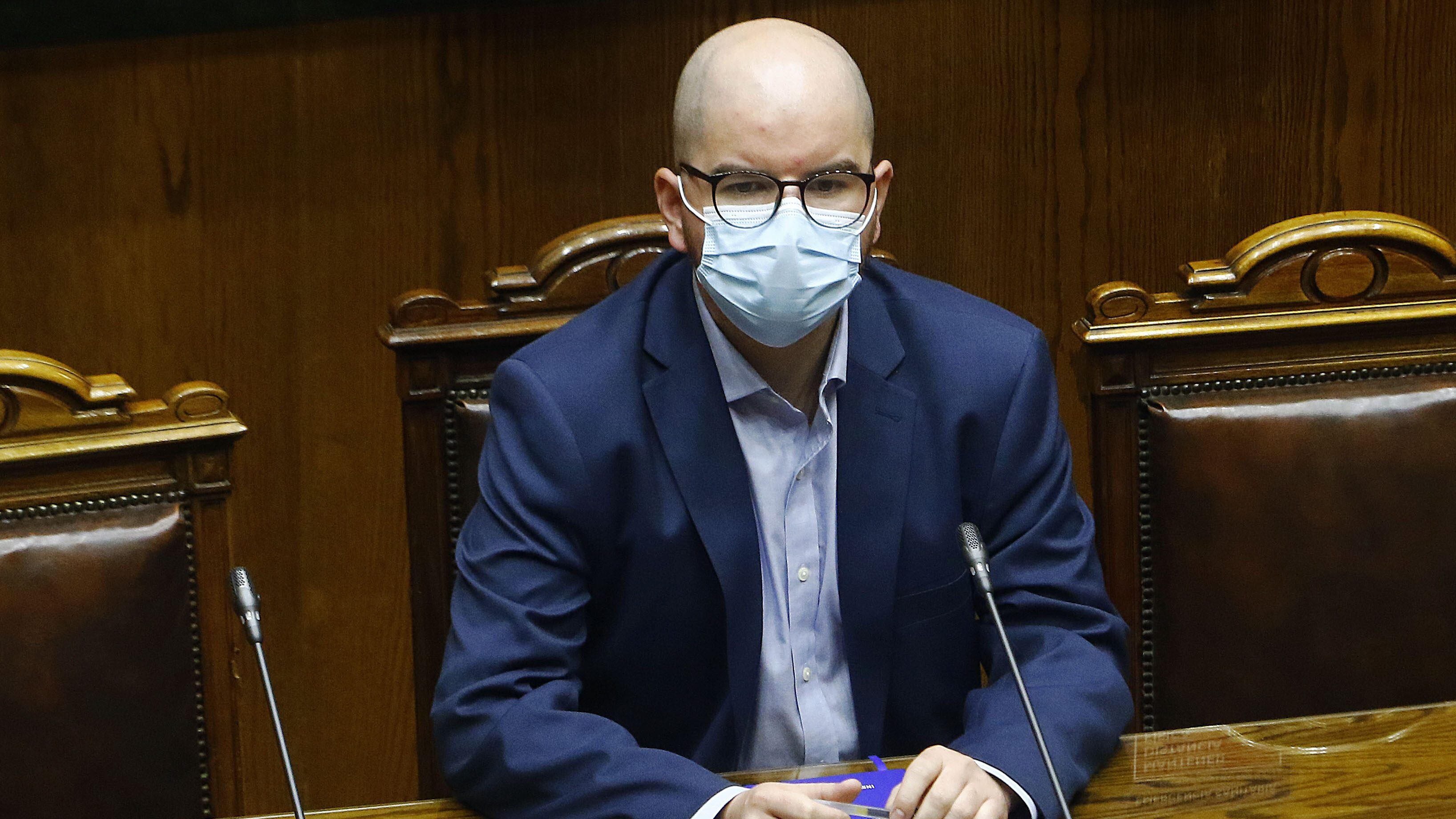 16 DE MARZO DE 2022/VALPARAISOEl ministro de la Secretaría General de la Presidencia, Giorgio Jackson, durante la Sesión de Sala del Senado, en donde se analiza la extensión del Estado de Excepción Constitucional en la zona norte por la situación migratoria
FOTO: LEONARDO RUBILAR CHANDIA/AGENCIAUNO