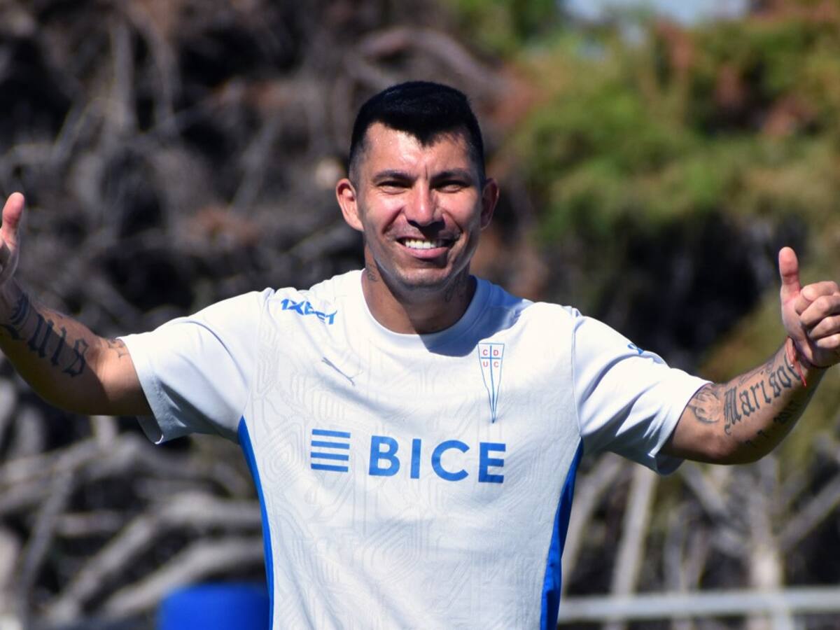 “Está entrenando normalmente”: En la UC dan luces sobre el posible redebut de Gary Medel en Copa Chile