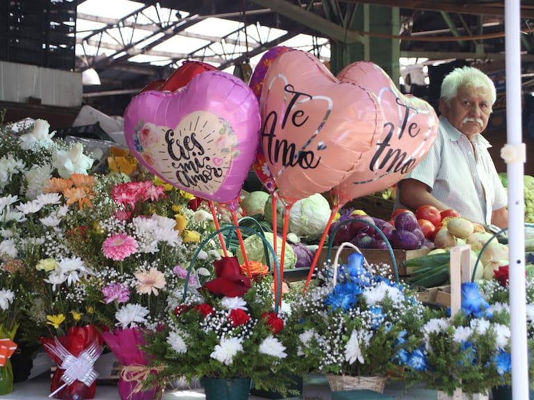 14 Febrero 2024/ OSORNO
Dia de los enamorados en Osorno.
FOTO: ALEXIS CARVAJAL / AGENCIA UNO