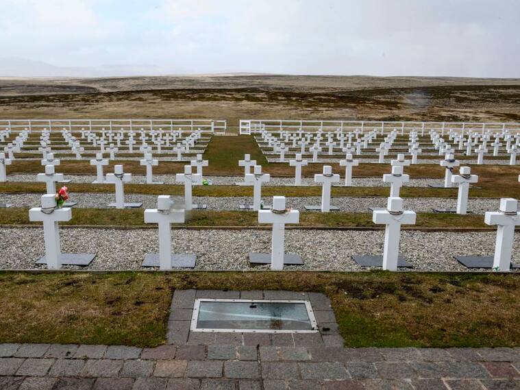 Cementerio de militares argentinos en la isla Malvinas
