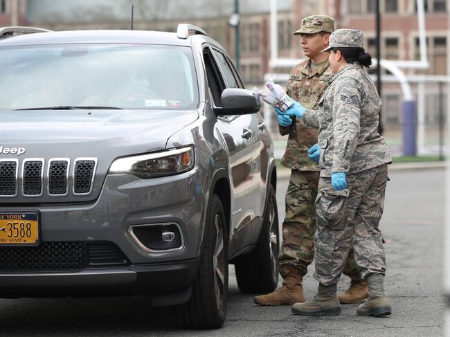 Miembros de la Guardia Nacional de EEUU cumple labores en zona restringida del estado de Nueva York