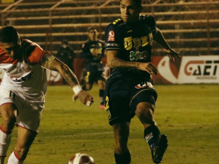 Con un brillante Mario Briceño, Unión San Felipe derrota a la Universidad de Concepción por la Primera B