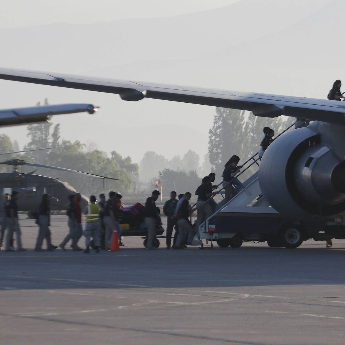 Con destino a Bolivia y Colombia: 83 personas son expulsadas de Chile en el primer vuelo chárter de 2026
