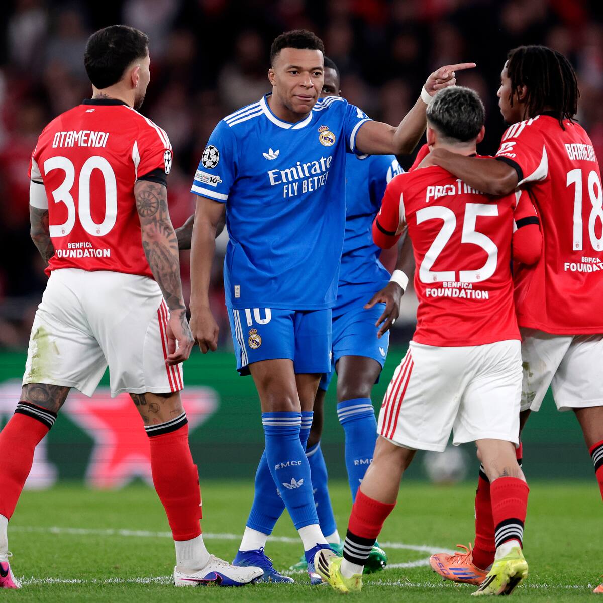 Mbappé carga contra argentino acusado de racismo por Vinicius: “Le dijo ‘mono’, no merece jugar la Champions”