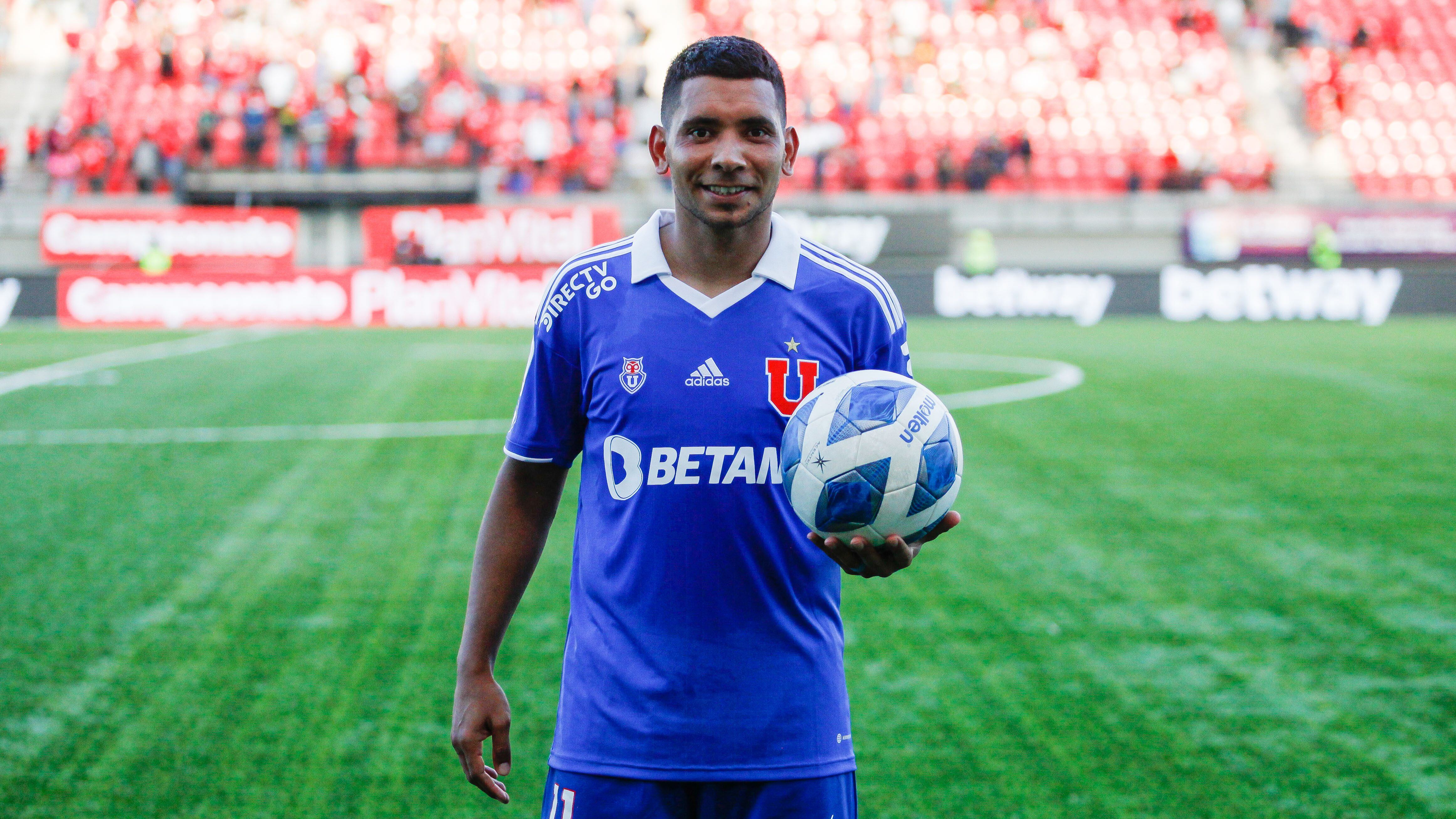 Cristian Palacios tras anotar un triplete en el triunfo de la U: “Fue un hermoso debut en lo personal y en lo colectivo"