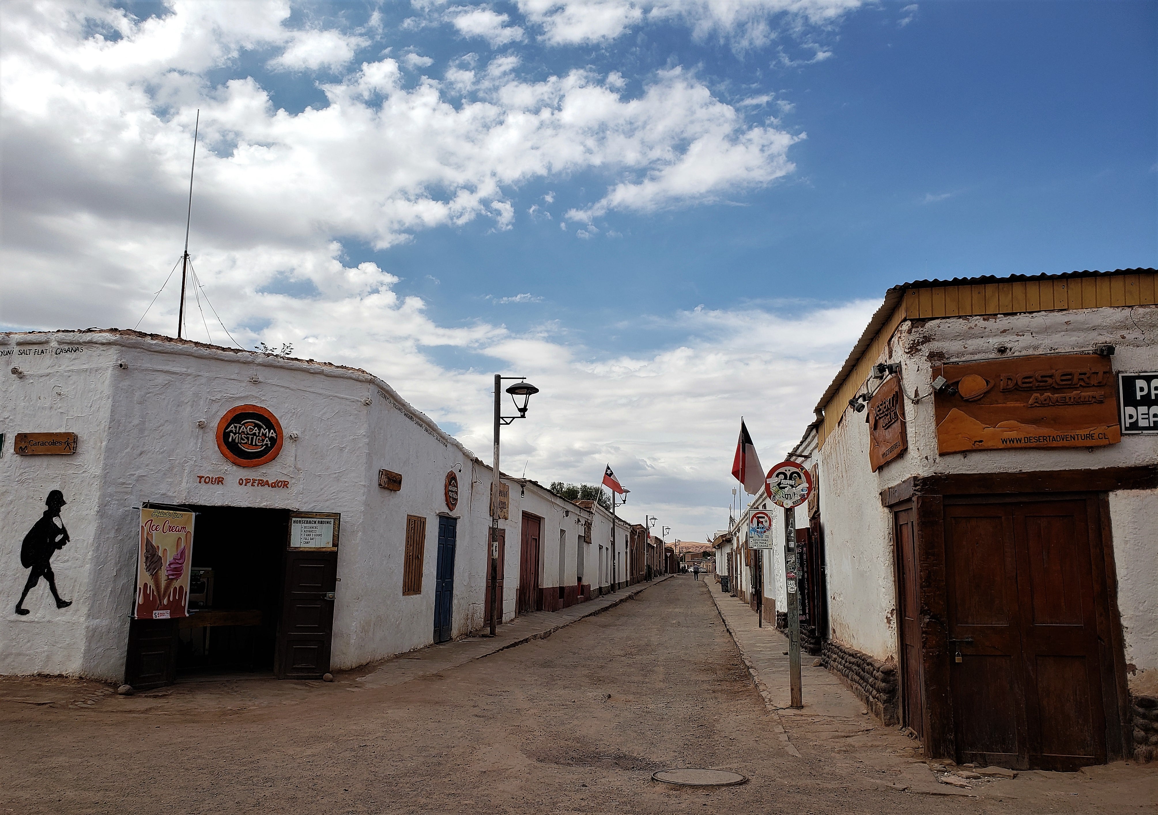 03 de Enero de 2021 / SAN PEDRO DE ATACAMA Fotografas de los principales puntos de la ciudad que comienza a recibir los primeros turistas del ao en poca de pandemia
FOTO: CLAUDIA OSORIO/ AGENCIAUNO