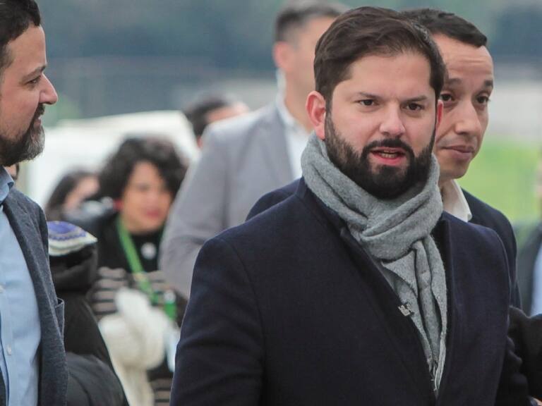 “Hasta el último momento vamos a hacer el esfuerzo”: Presidente Boric tras anuncio de la UDI de no suscribir al acuerdo por la democracia