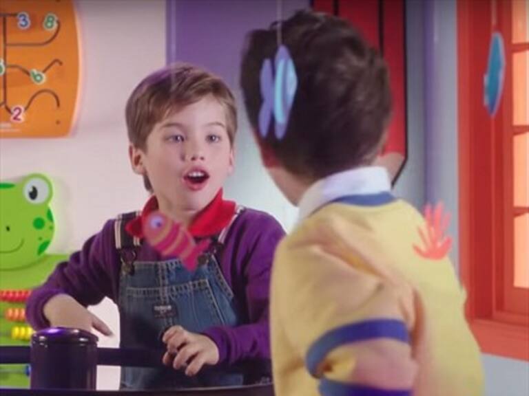Nuevo comercial de WOM revive memorable publicidad del manjar Colun