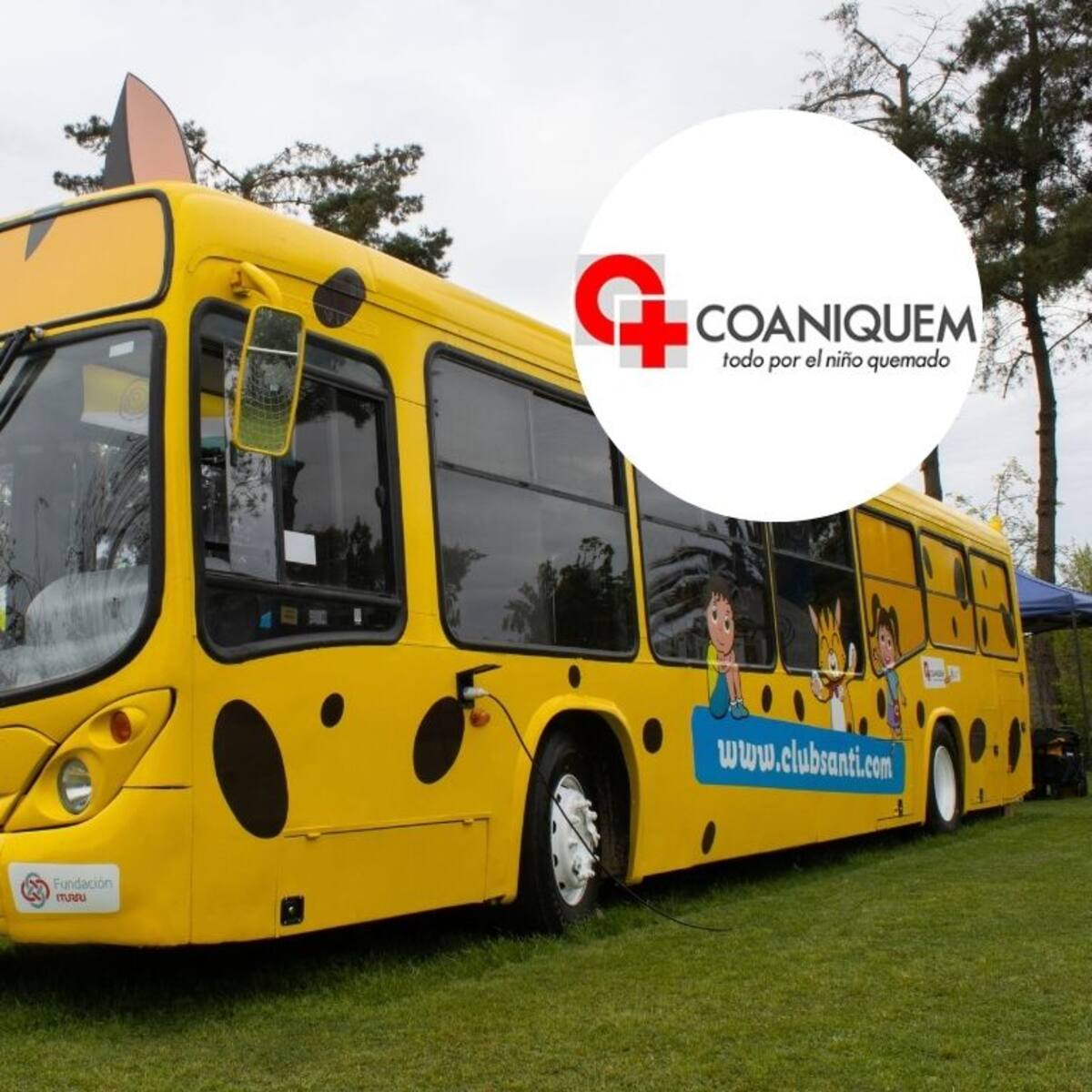 Santimóvil: el bus con forma de gato que recorrerá Chile para enseñar a niños a prevenir quemaduras