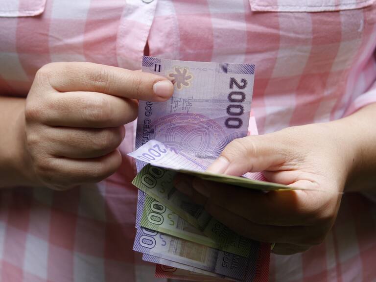 Bono Dueña de Casa 2024: quiénes pueden cobrar los más de $430 mil que otorga el beneficio