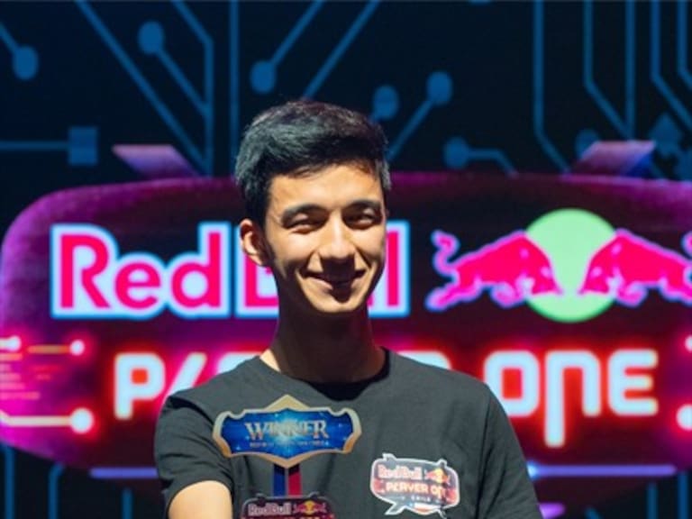 Joven chileno competirá en Brasil para quedarse con el título de League of Legends