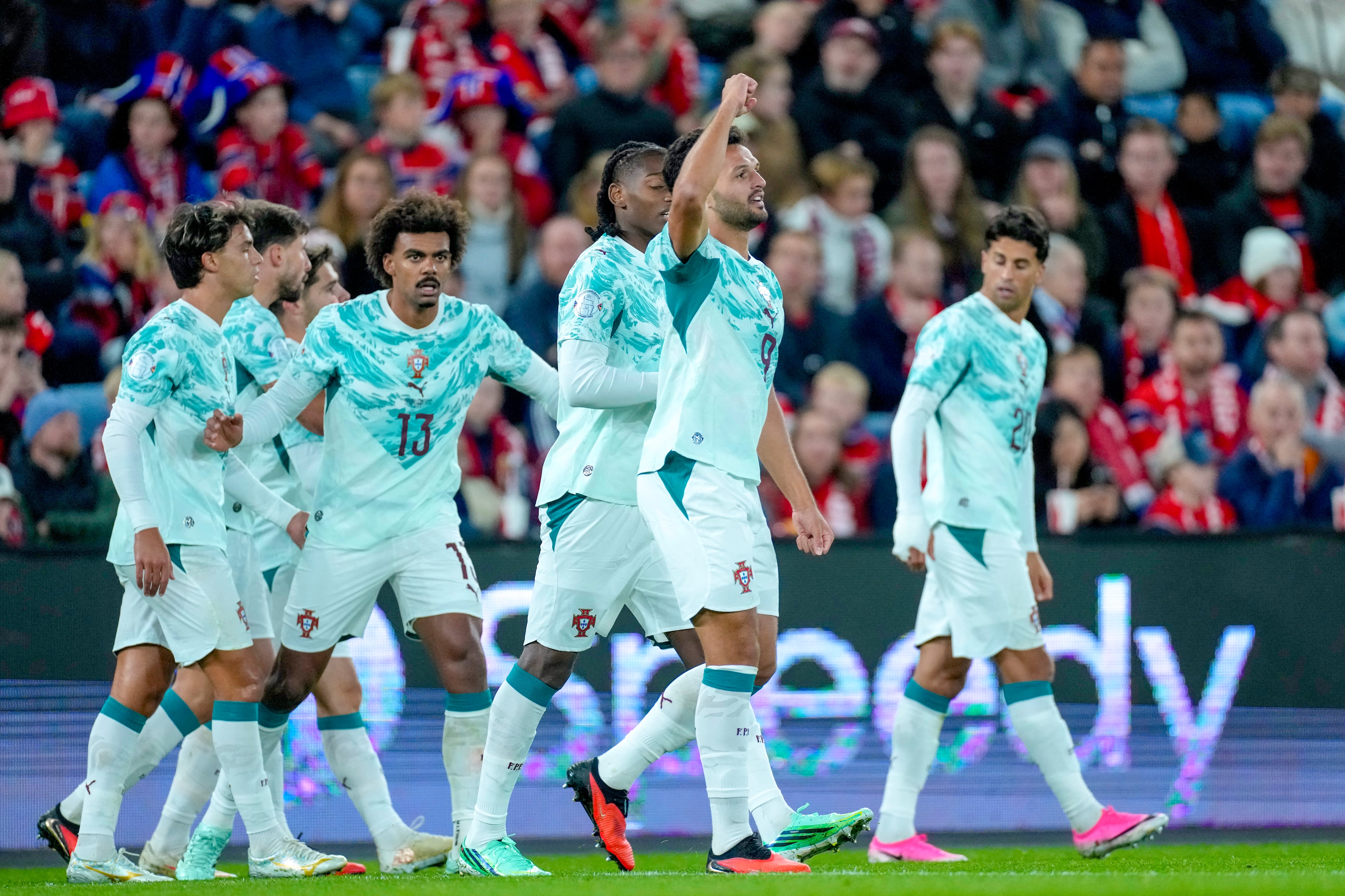 Portugal se ‘olvida’ de Cristiano y aprovecha un insólito error para vencer a Noruega en la Nations League