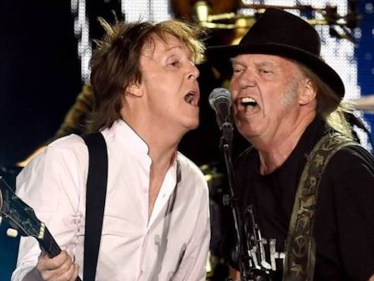Neil Young y Paul McCartney homenajearon a John Lennon