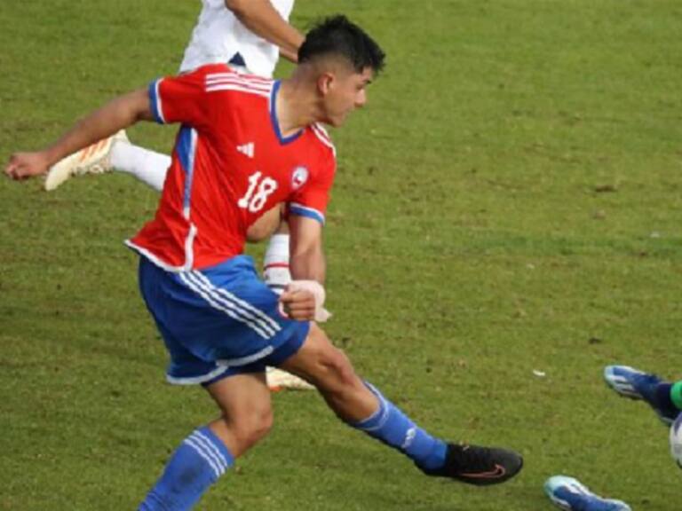 Con varios futbolistas que brillaron en los Panamericanos: la Roja ya tiene nómina para enfrentar a Paraguay y Ecuador por las Clasificatorias