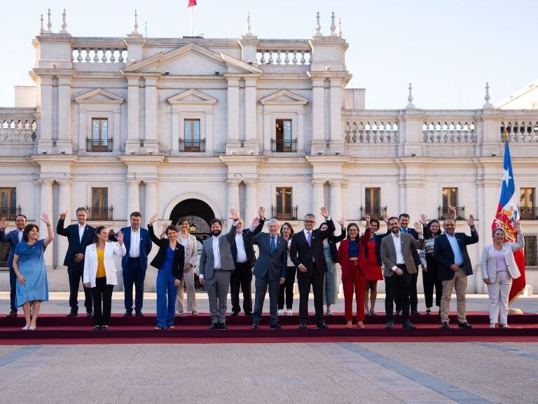 Cadem: gabinete de Gobierno registra fuerte caída en su aprobación