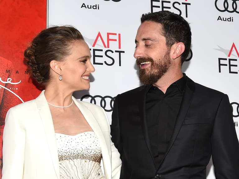 Amor hollywoodense: aseguran que Natalie Portman está en una relación con el director chileno Pablo Larraín