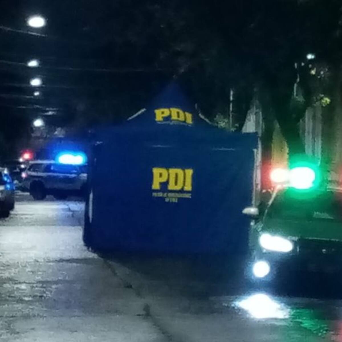 Homicidio en el centro de Santiago: víctima fue encontrada con cortes en el cuello y balas en el tórax
