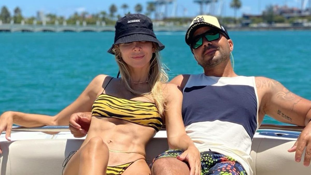 Luis Fonsi y su esposa