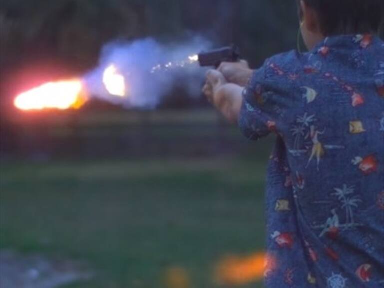 Esto ocurre si disparas balas de metal líquido a una sandía