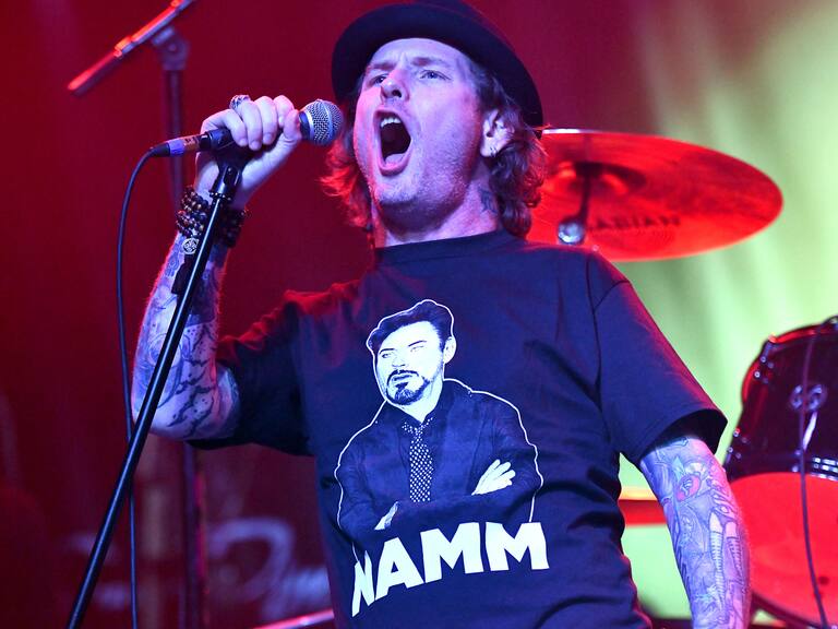 Corey Taylor recordó que se hizo fan de Slipknot un año antes de que lo invitaran a ser parte de la banda