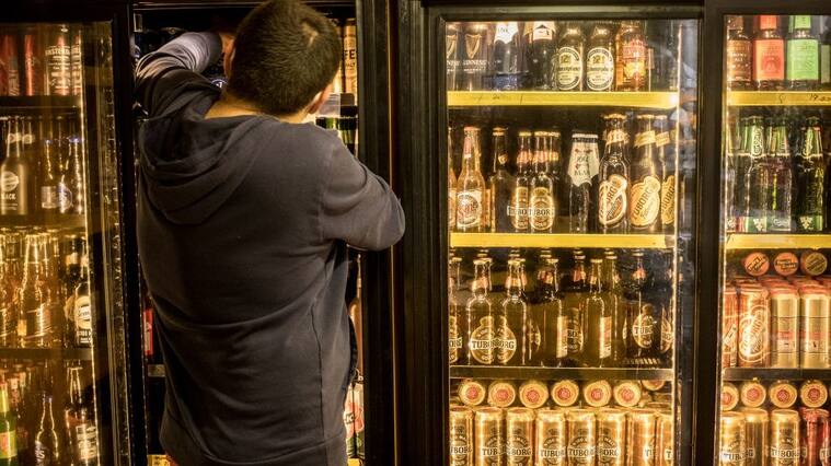 Venta de alcohol. Referencial.