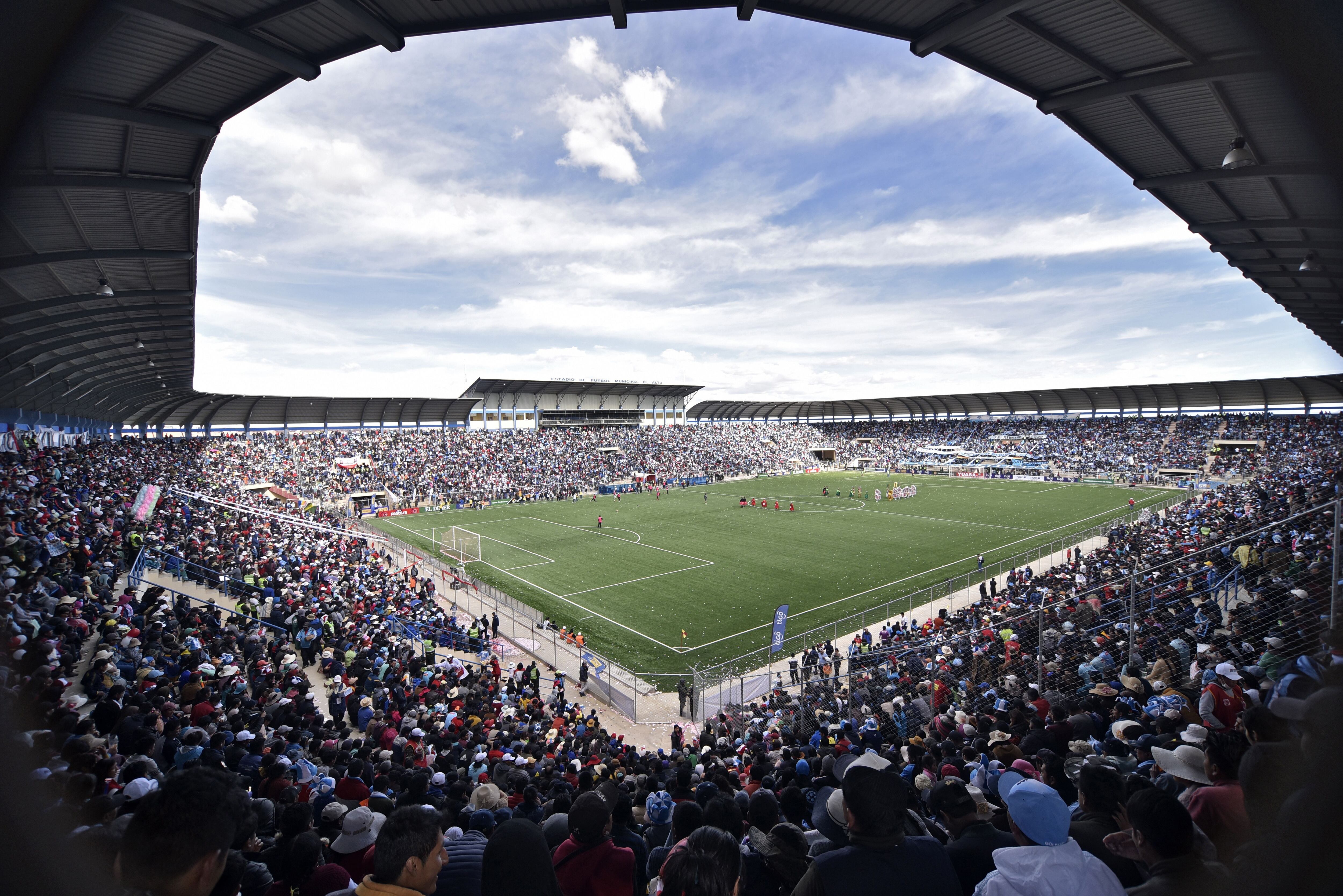 Locura altiplánica: el plan del DT de Bolivia que buscará jugar a más de cuatro mil metros de altitud