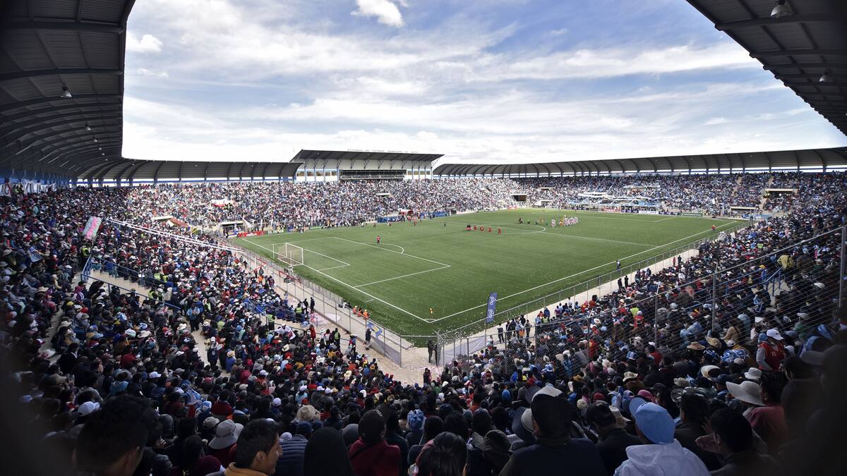 Locura altiplánica: el plan del DT de Bolivia que buscará jugar a más de cuatro mil metros de altitud