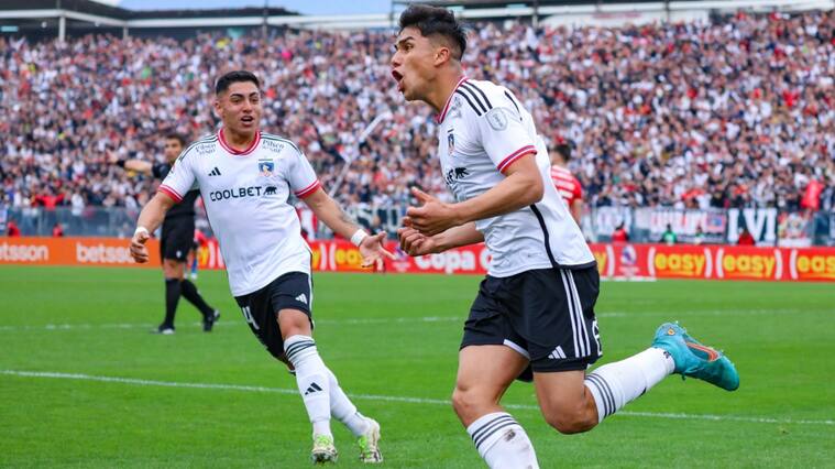 Damián Pizarro y Jordhy Thompson ya habían sido advertidos en Blanco y Negro por jugar partidos de fútbol amateur
