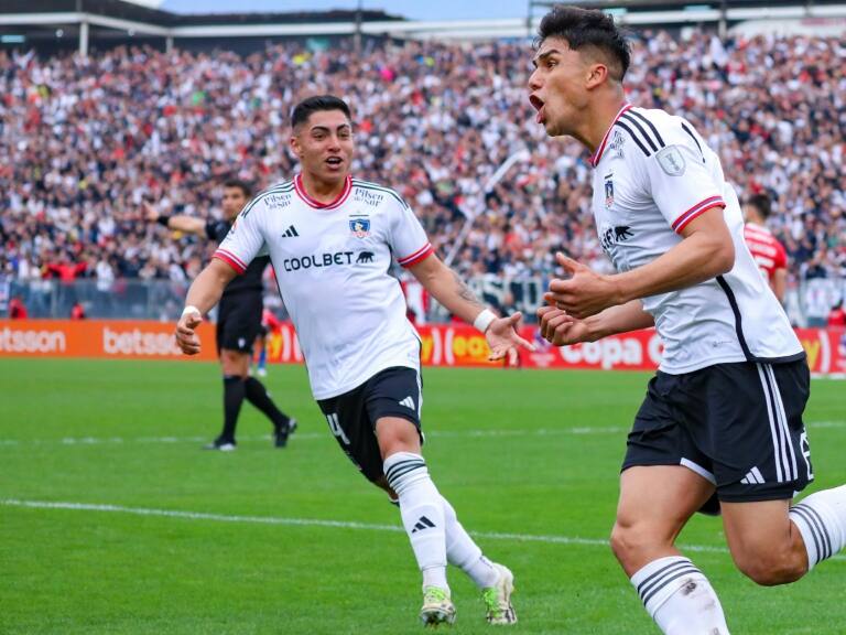 Damián Pizarro y Jordhy Thompson ya habían sido advertidos en Blanco y Negro por jugar partidos de fútbol amateur