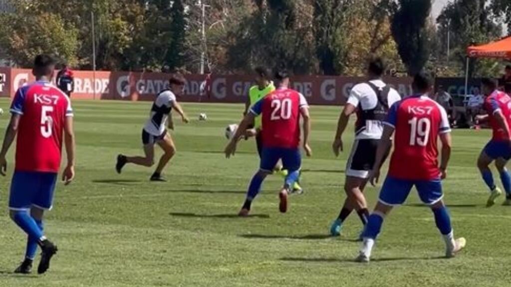 Con póker de Damián Pizarro y doblete de Fabián Castillo: Colo Colo aplasta a selección del Sifup en partido amistoso