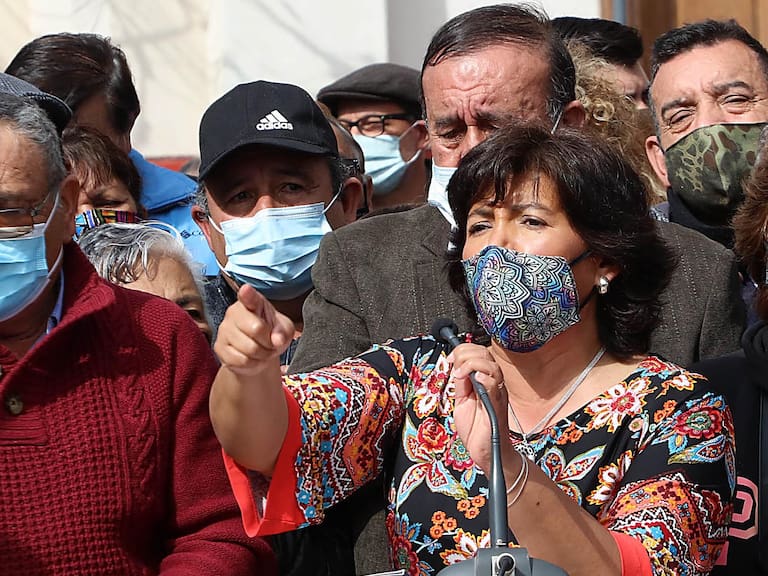 Frente Amplio valora candidatura de Yasna Provoste