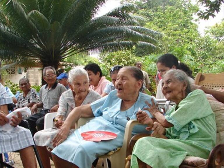 El olor a anciano empieza a gestarse en nuestro cuerpo a partir de los 30 años