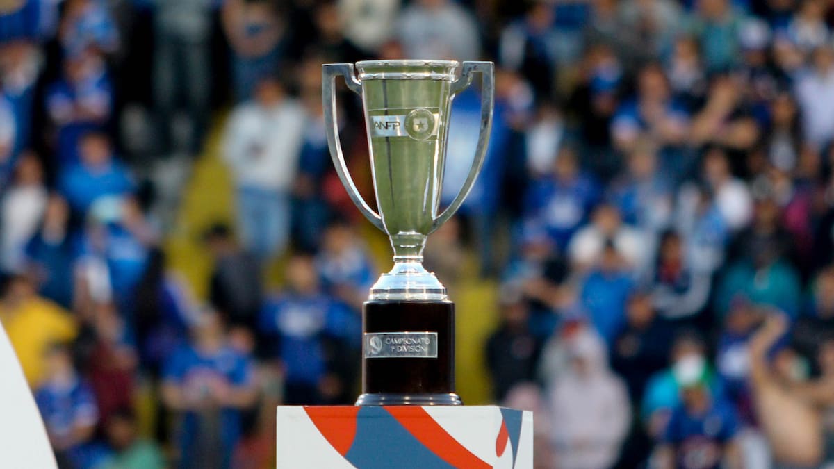 Coquimbo y Limache se ilusionan: así queda la clasificación de la Liga de Primera con un solo duelo pendiente