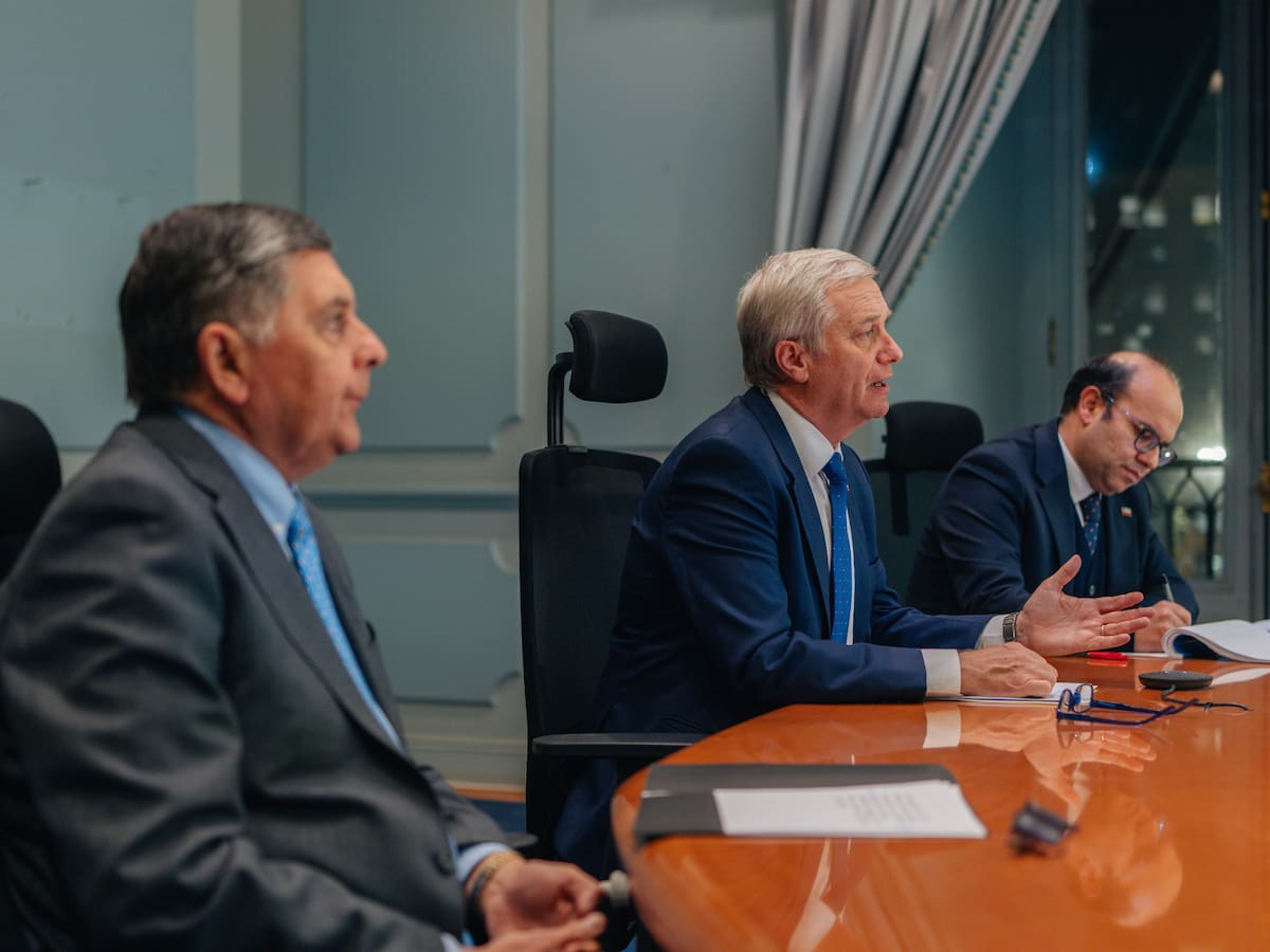 “Los invito a trabajar juntos”: Presidente Kast anuncia despliegue preventivo ante intenso sistema frontal que afectará a gran parte de país