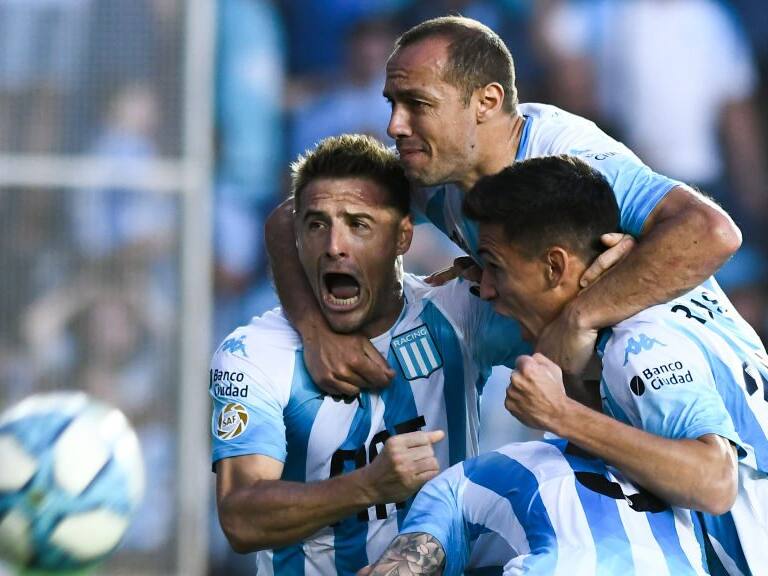 Marcelo Díaz fue el héroe de Racing para vencer a Independiente por la Superliga Argentina