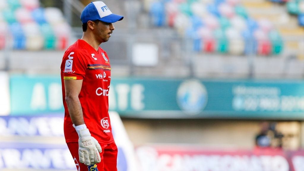 31 de Octubre del 2020/SANTIAGOJohnny Herrera(c) ,durante el partido valido por la Decimoseptima fecha del Campeonato Nacional AFP PlanVital 2020, entre Audax Italiano vs Everton, disputado en el Estadio Municipal de la Florida.
FOTO:FRANCISCO LONGA/AGENCIAUNO