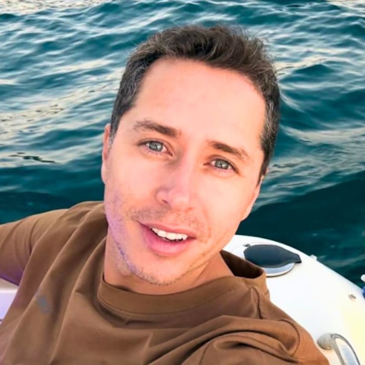 ¿Nuevo romance? Karol Lucero rompe el silencio tras ser vinculado a misteriosa mujer en la playa