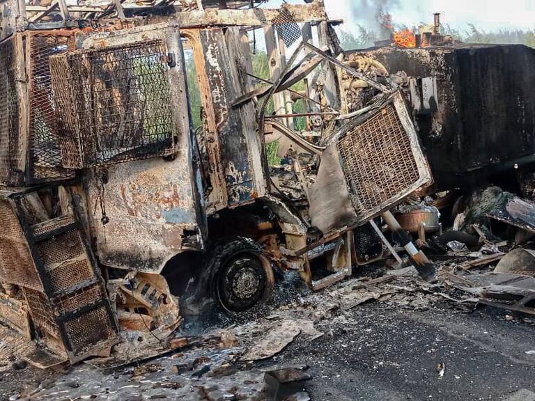 18 carabineros heridos y carros policiales quemados: Gobierno anuncia querella tras incidentes en protesta de pescadores