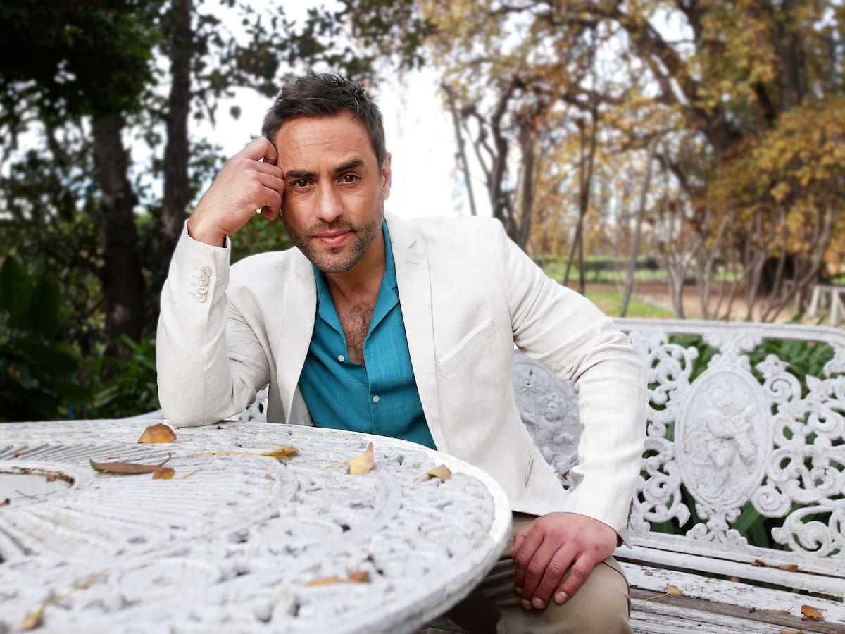 Álvaro Gómez comenta su participación en “Secretos de Familia” y confirma que es su última teleserie: “Representa el cierre de una etapa de mi vida”