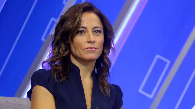 29 de MARZO del 2019/SANTIAGOLa periodista Constanza Santa María, durante el panel de discusión política, "2019, Odisea Parlamentaria", el cuál dialogó sobre reformas estructurales y el debate legislativo.
FOTO: HANS SCOTT/AGENCIAUNO