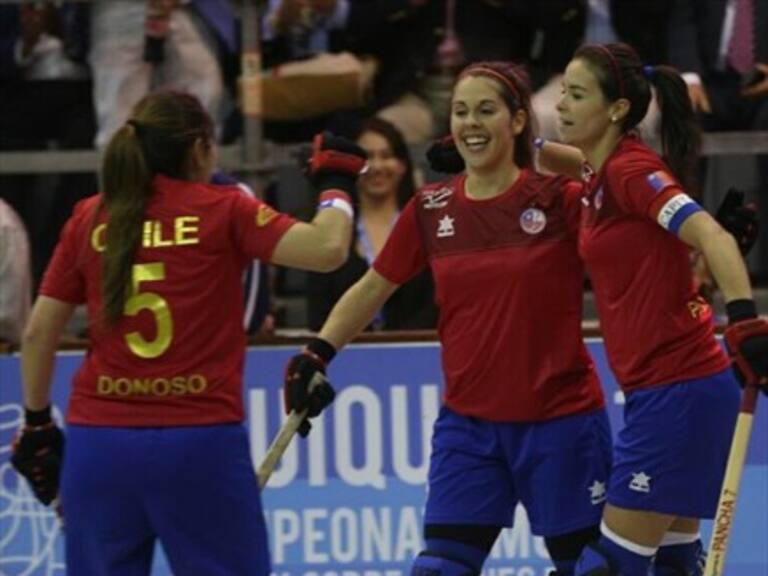 Las Marcianitas debutaron a lo grande en el Mundial de hockey patín